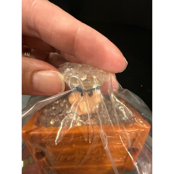 Vintage 1992 McDonald’s Disney Snow White Bashful Happy Meal Toy – Sealed - Picture 8 of 10